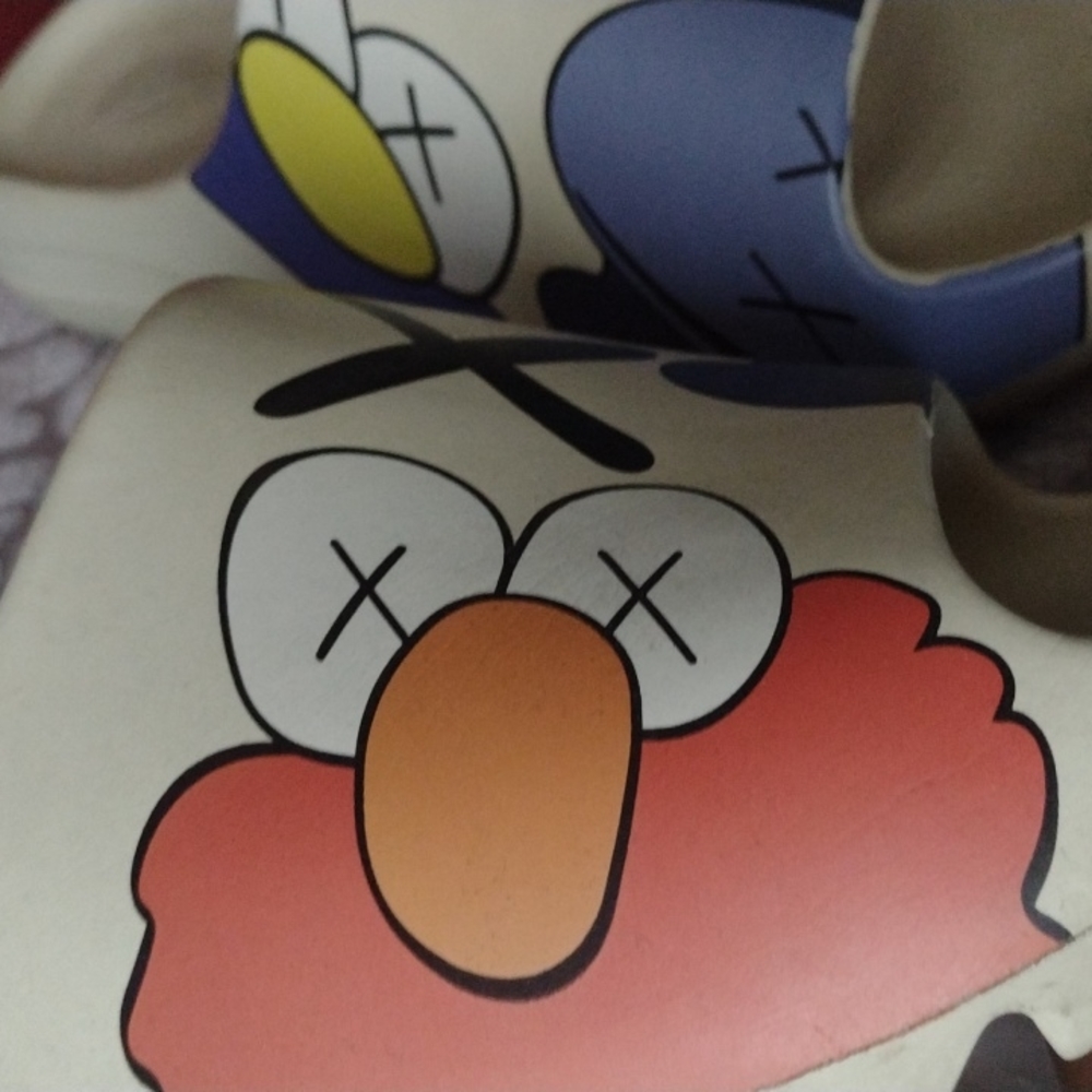 Yeezy Slides Elmo